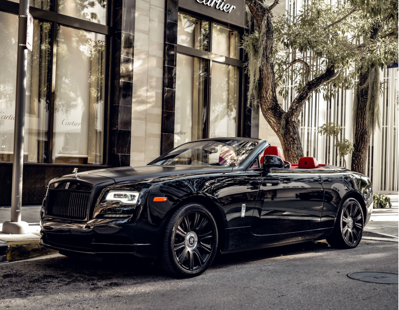 Black Rolls Royce Dawn